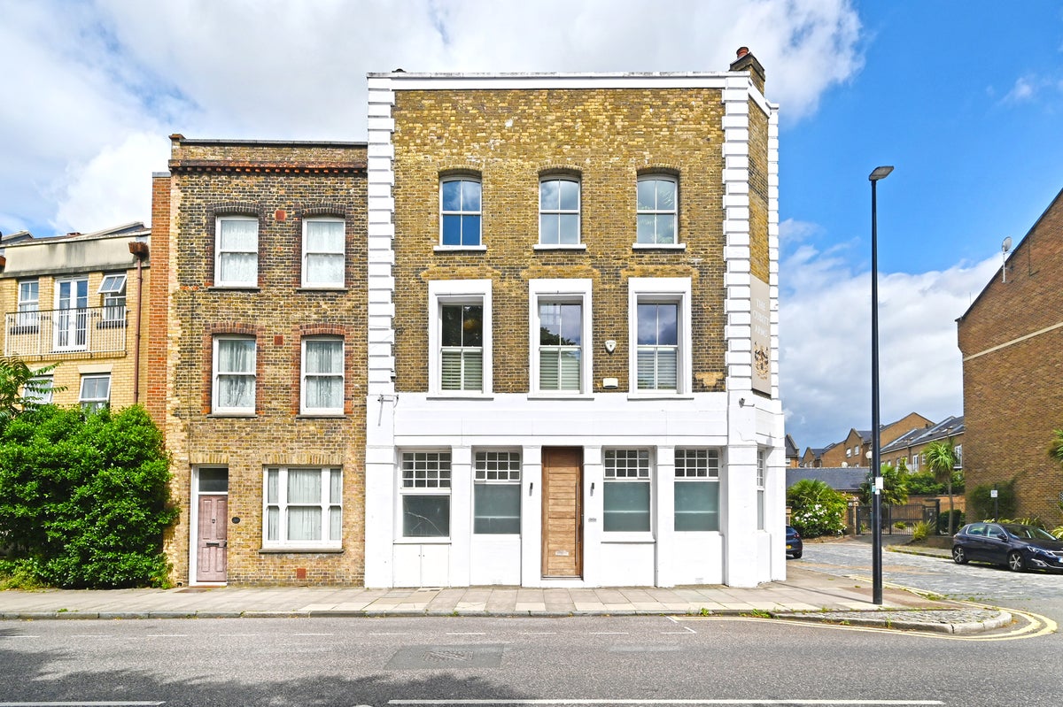 Renovated Isle of Dogs pub with Manhattan loft-style 'wow' factor on sale for £1.5m